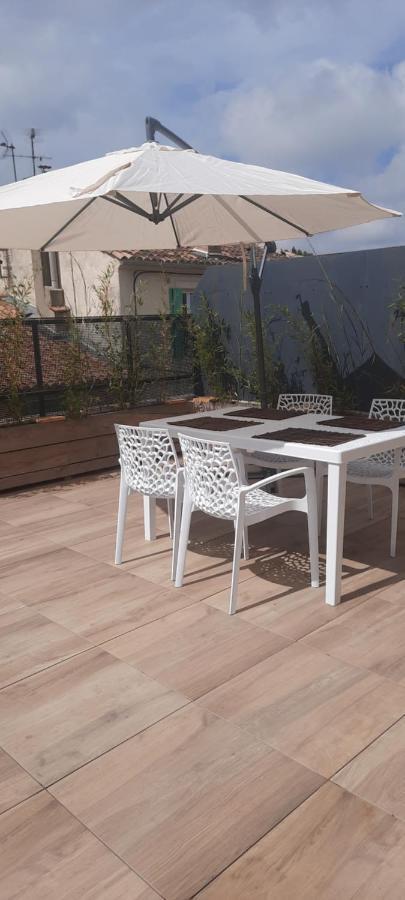 Appartement Avec Terrasse Arles